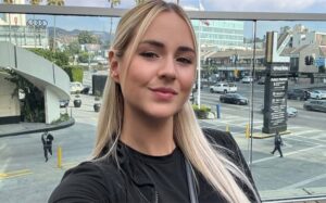 Lara Lane’s OnlyFans and Online Persona: What Makes Her So Popular