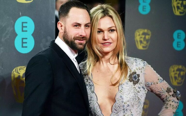 julia stiles husband